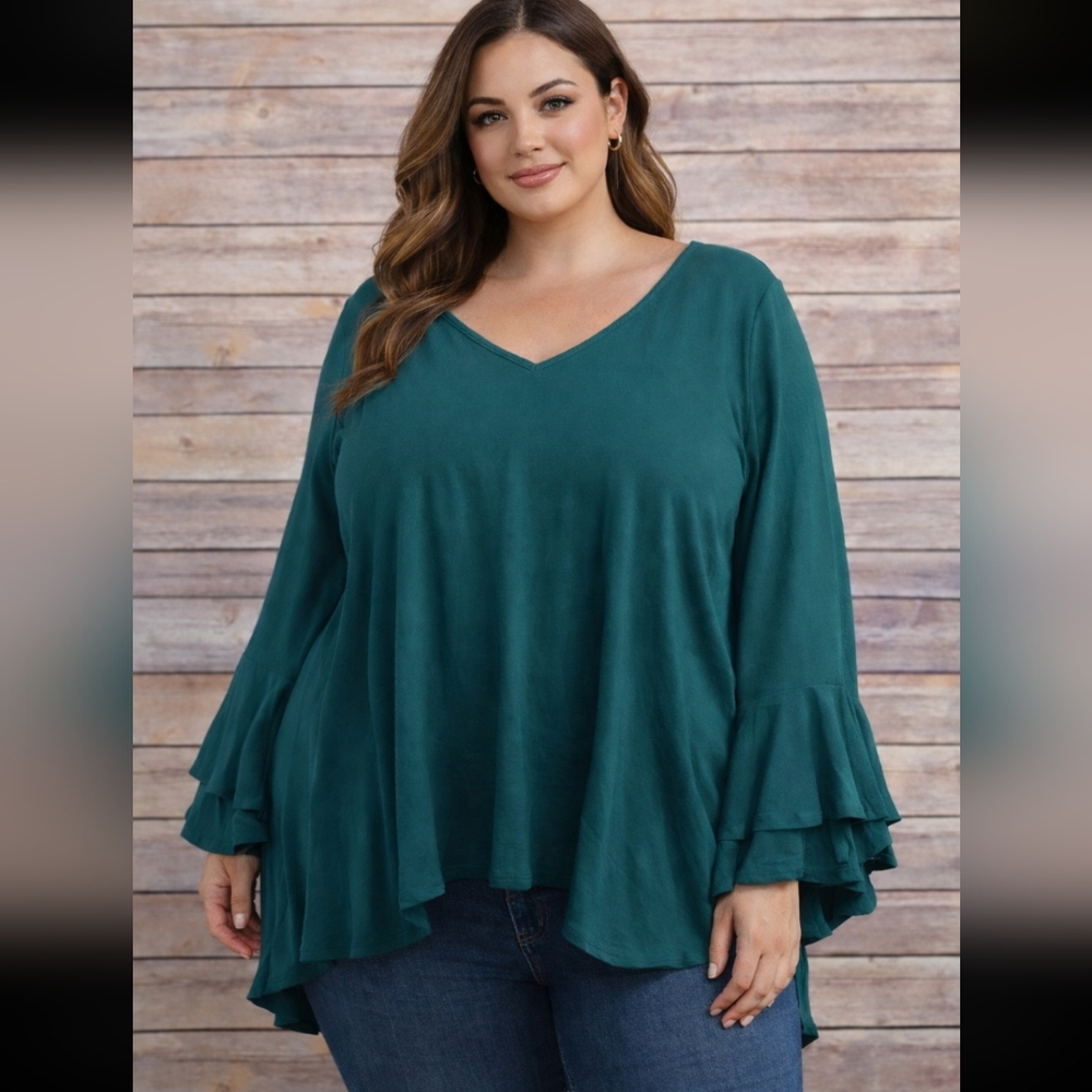 She + Sky Teal Flowy Bell Sleeve Top Open Back Crisscross Detail – 1XL